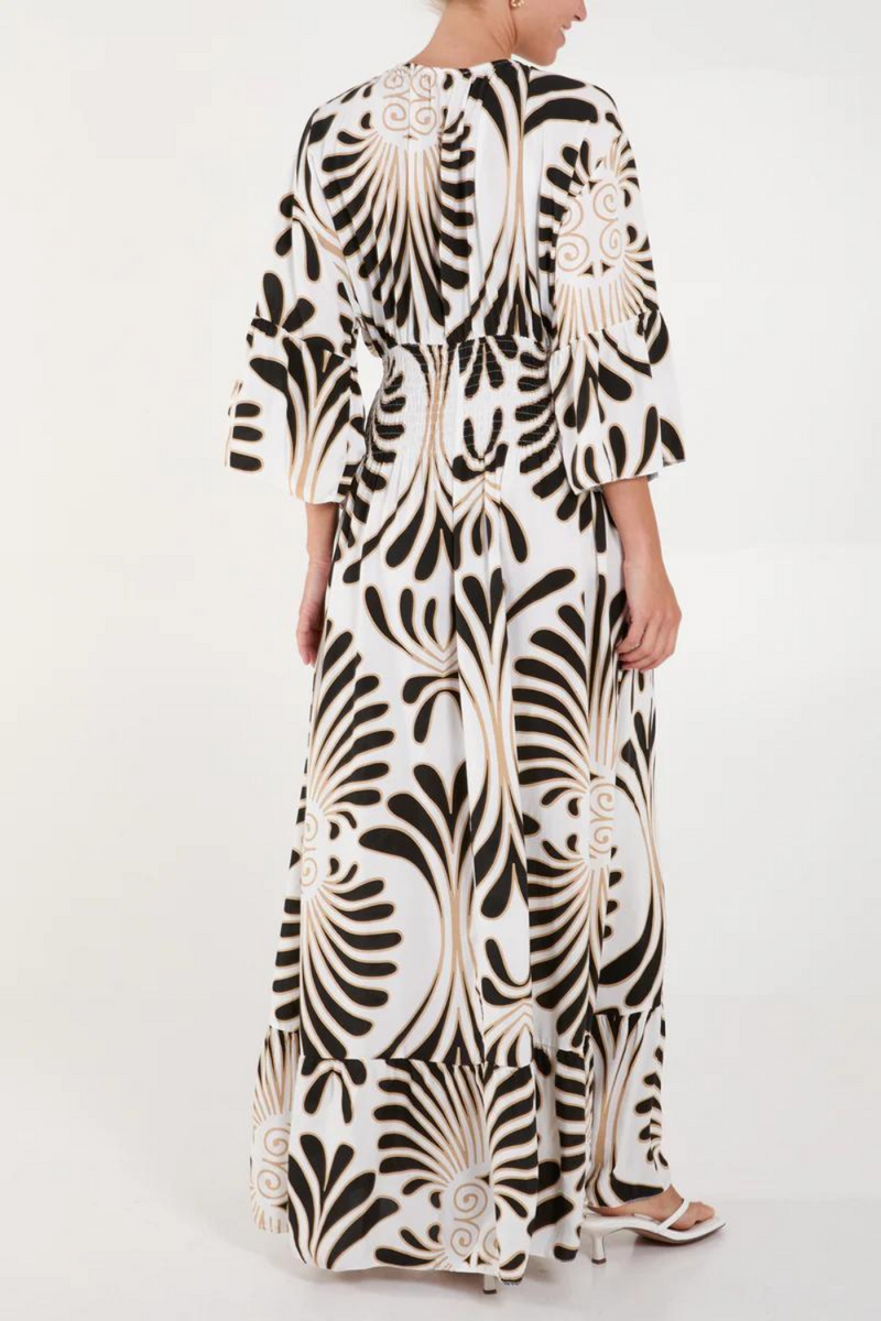 Oversized 3/4 Sleeves V Neck Feather Swirl Printed Black Maxi Dress