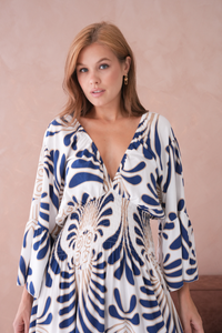 Oversized 3/4 Sleeves V Neck Feather Swirl Printed Navy Maxi Dress