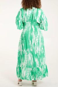 Relaxed Fit 3/4 Sleeves Shirred Waist Printed V Neck Maxi Dress in Green and White