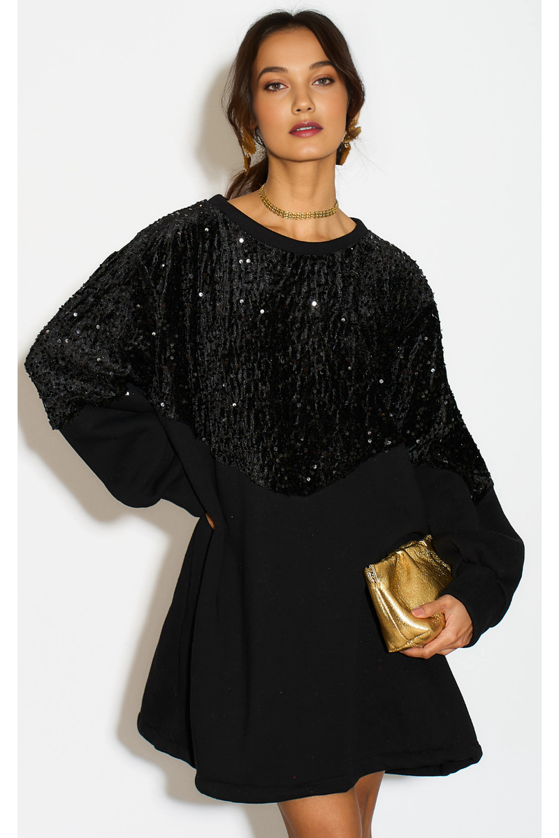 Long Sleeves Oversized Sweatshirt with Sequin in Black