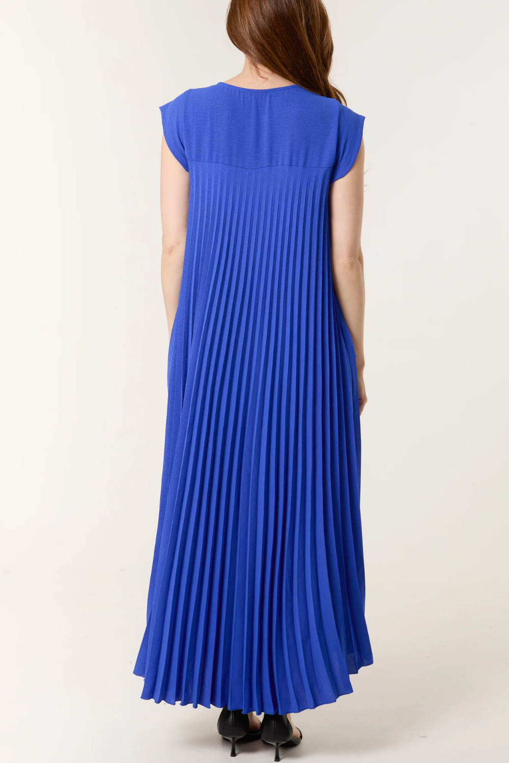 Relaxed Fit Cap Sleeve Pleated Maxi Dress in Royal Blue