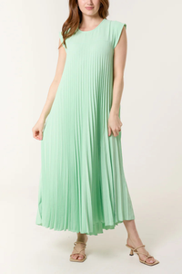 Relaxed Fit Cap Sleeve Pleated Maxi Dress in Mint