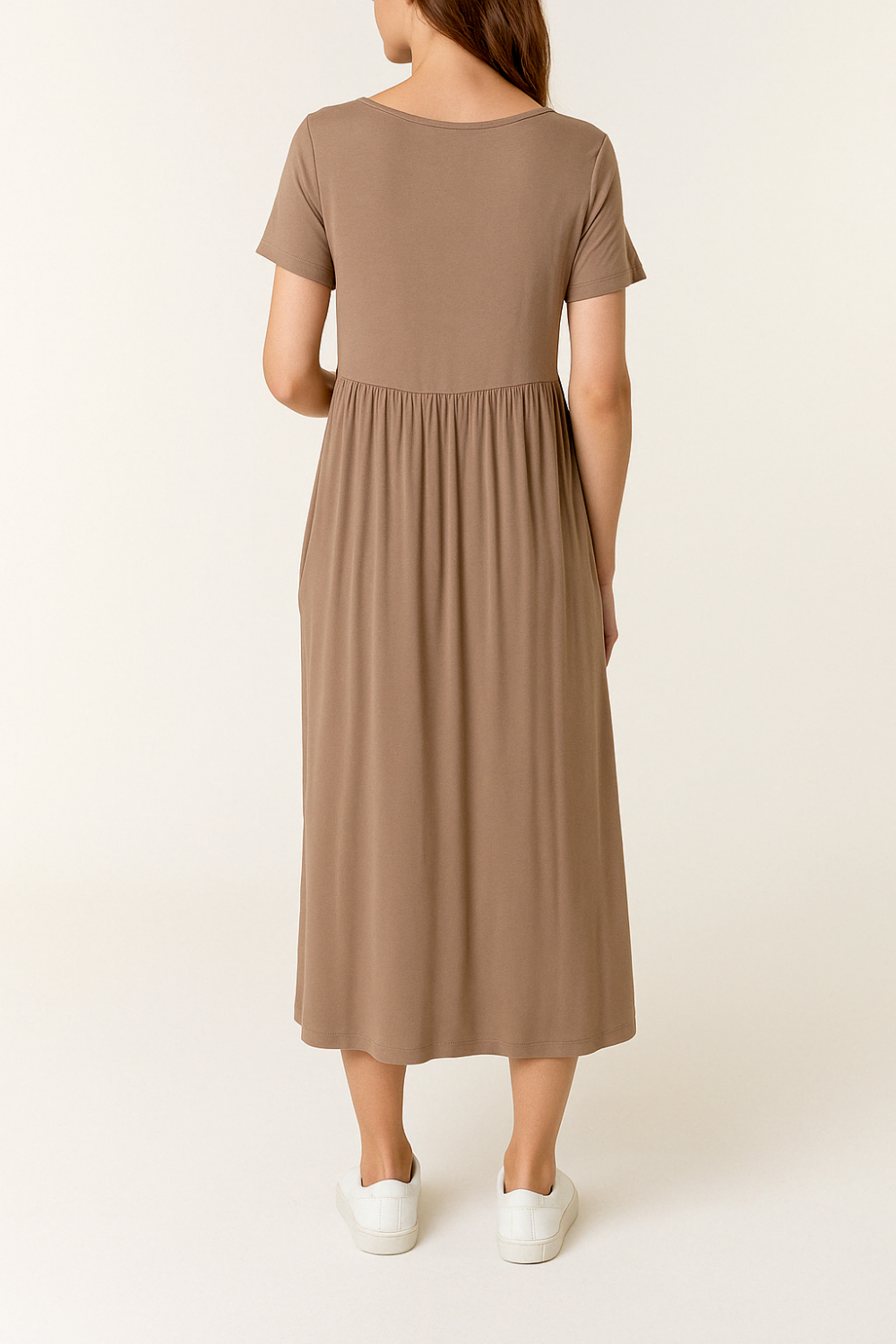Oversized Round Neck Stretch Tiered Midi Dress in Mocha