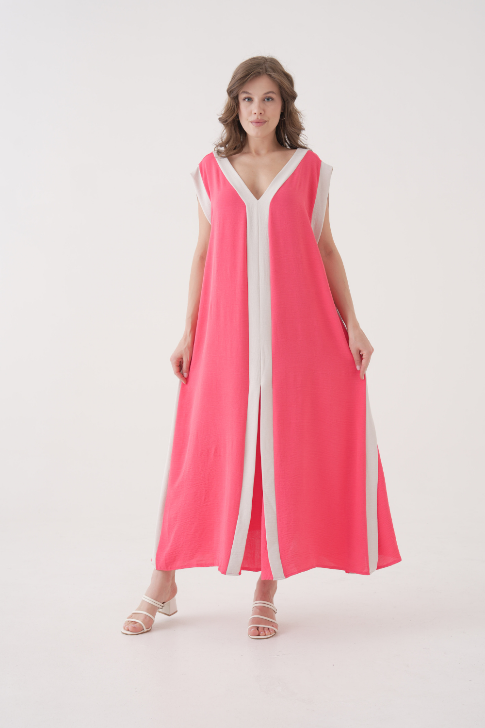 Oversized Sleeveless V-Neck Colorblock Maxi Dress in Pink and White