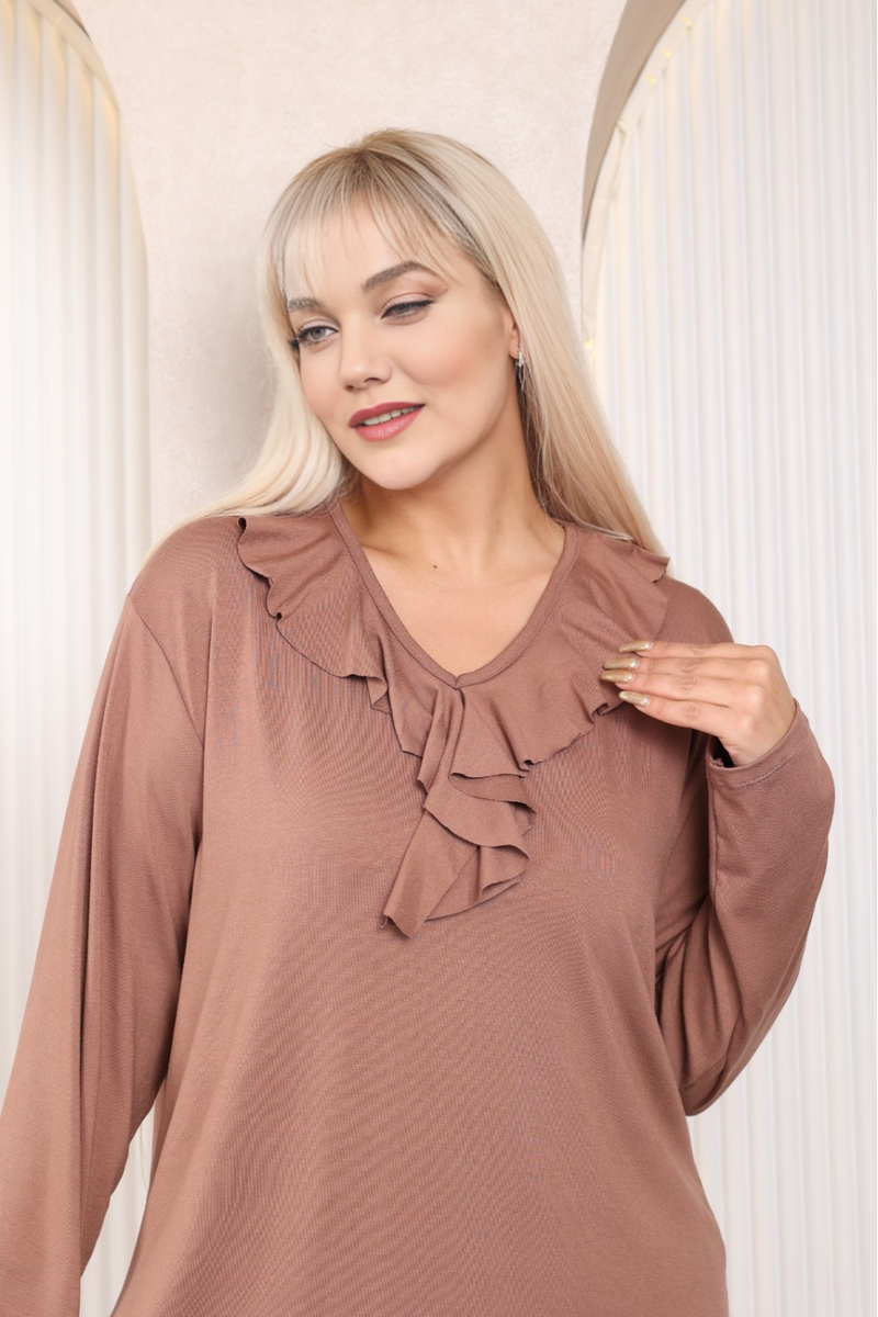 Relaxed Fit Long Sleeve Elegant Blouse with Ruffle Neckline