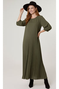 Oversized 3/4 Sleeve Pleated Maxi Dress in Khaki