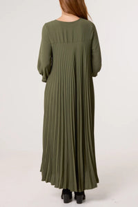 Oversized 3/4 Sleeve Pleated Maxi Dress in Khaki