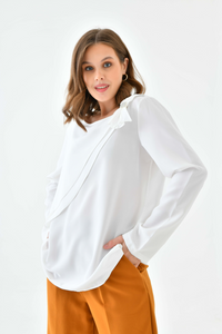 Oversized Long Sleeves Crew Neck Blouse Top with Pussy Bow Detail in White