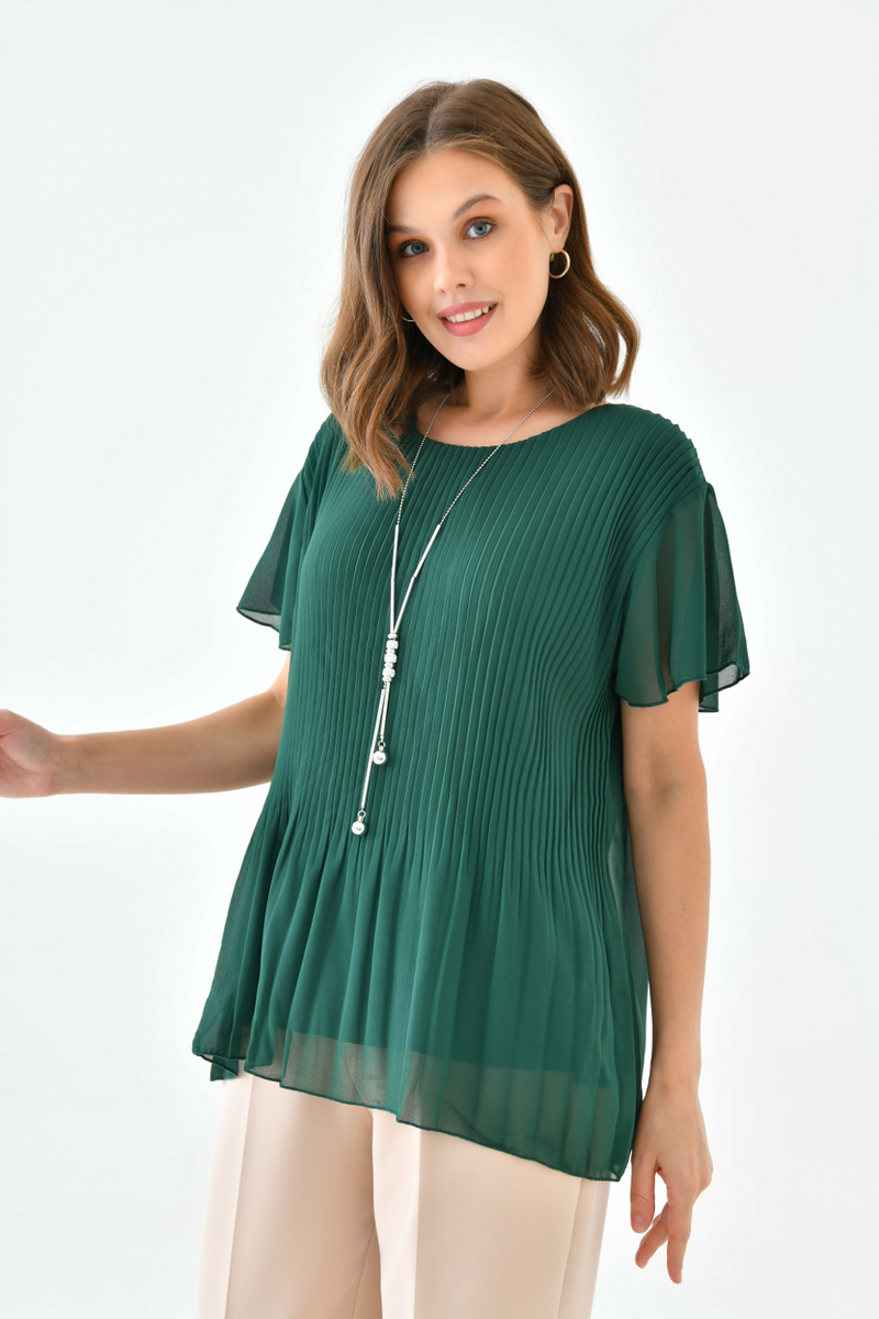 Oversized Round Neck Short Sleeve Pleated Blouse in Green with Necklace