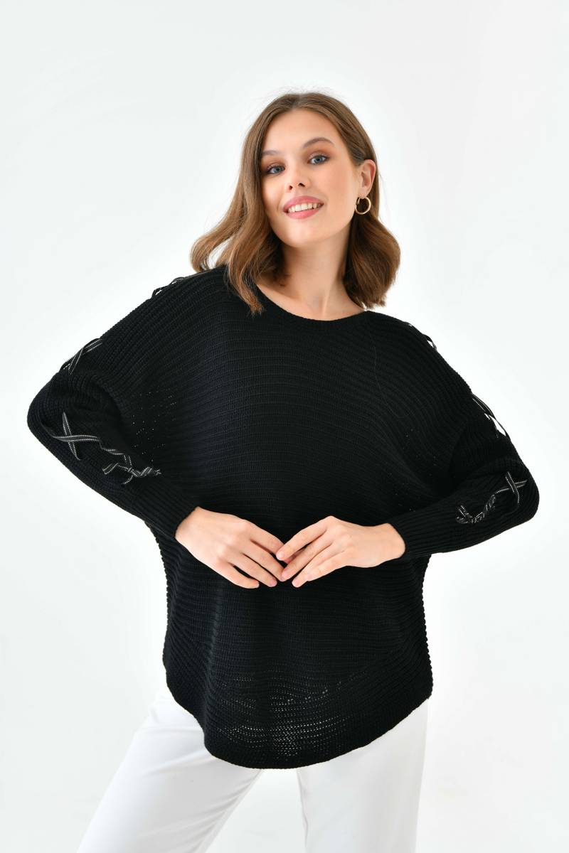 Oversized Long Sleeve Knitted Jumper with Ribbon Details in Black