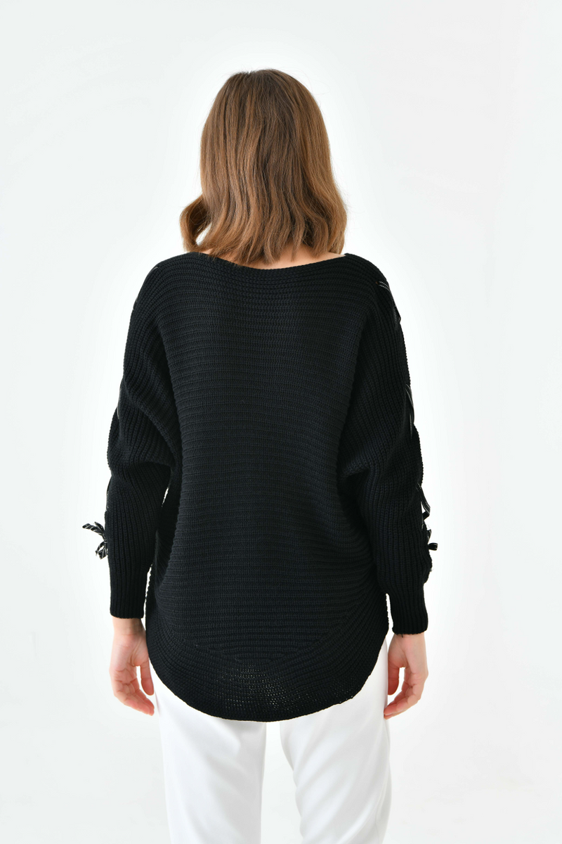 Oversized Long Sleeve Knitted Jumper with Ribbon Details in Black