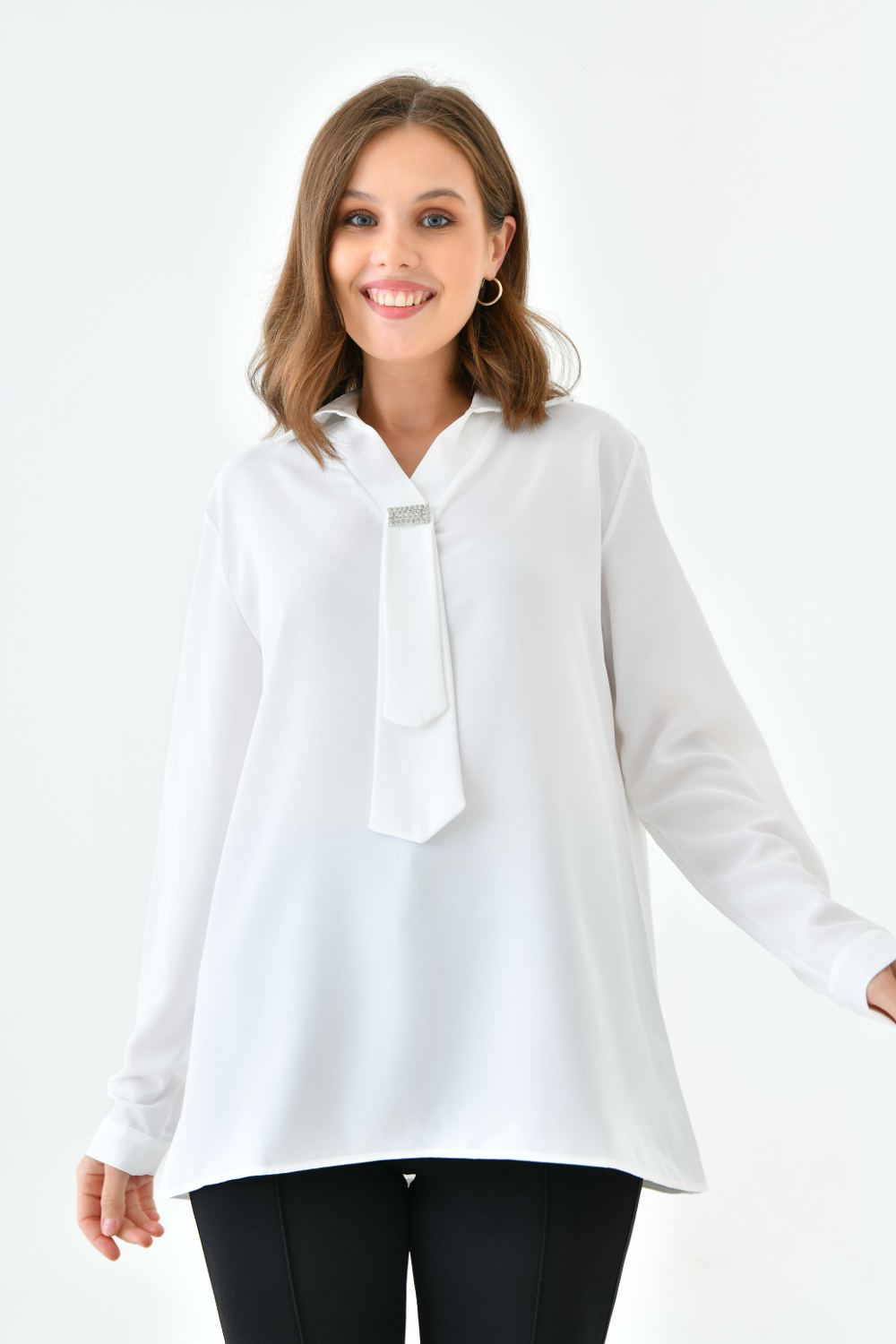 white long sleeve blouse with collar