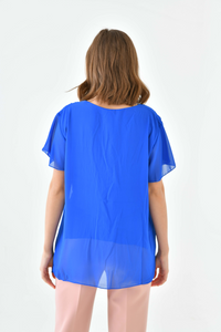 Oversized Round Neck Short Sleeve Pleated Blouse in Blue with Necklace