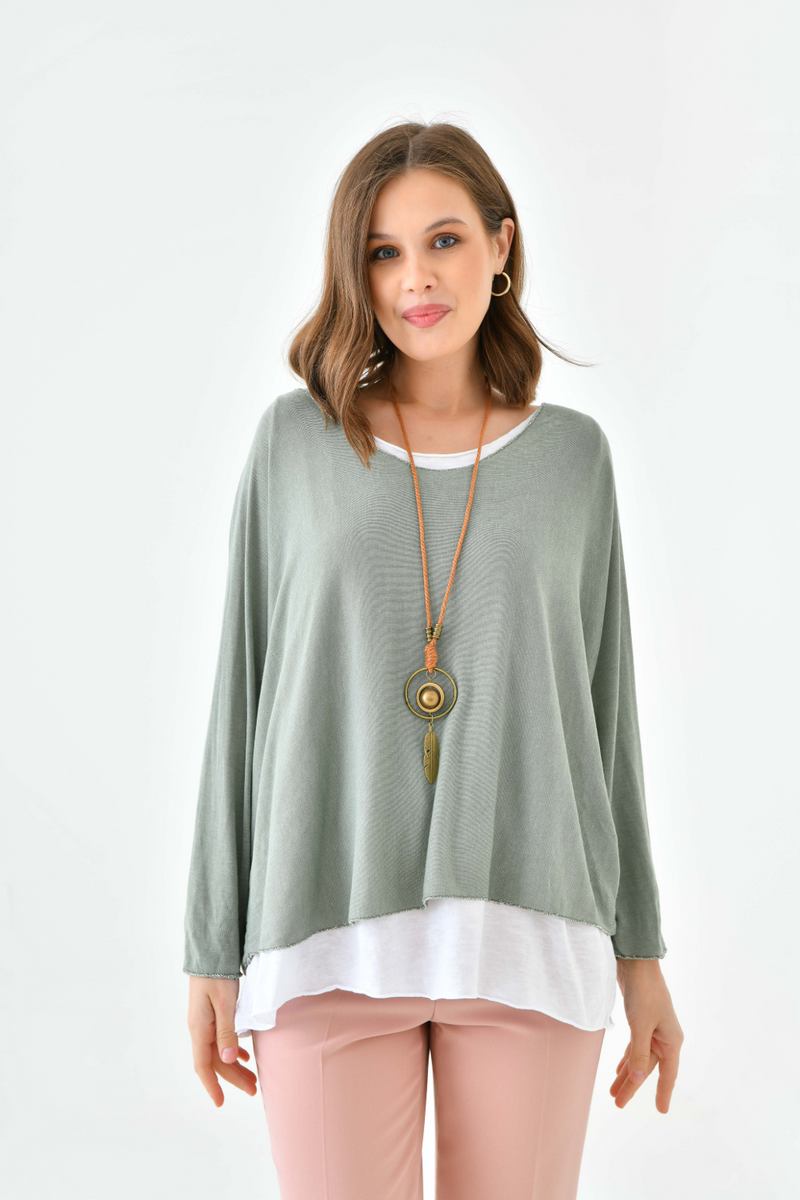 Oversized Long Sleeve Layered Blouse With Necklace in Green and White