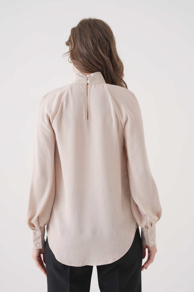 Relaxed Fit Long Sleeve Mock-Neck Blouse in Beige