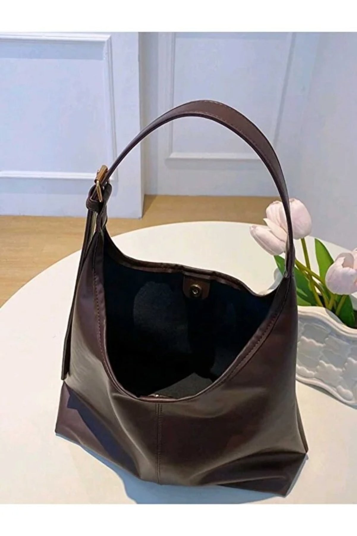 Soft Textured Shoulder Bag – Premium Craftsmanship in Smooth Vegan Leather