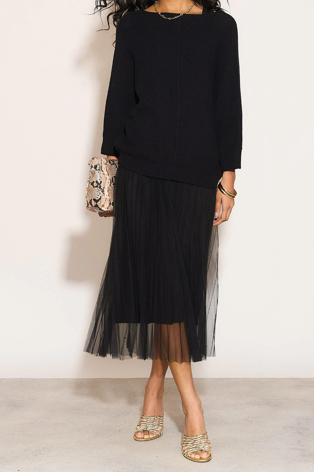 Layered Knit and Pleated Dress Set in Black