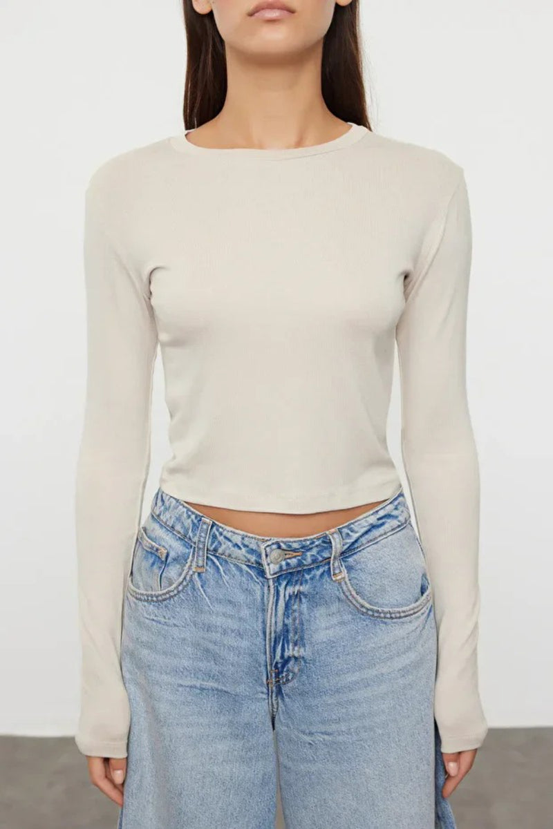 Premium Viscose Crew Neck Cropped Stretch Knit Blouse