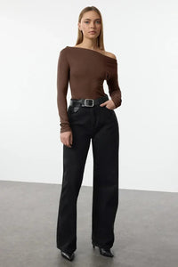 Plain Premium Soft Fabric Fitted Knit Blouse with Boat Neck