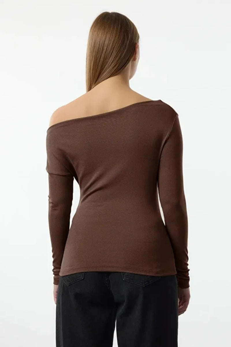 Plain Premium Soft Fabric Fitted Knit Blouse with Boat Neck