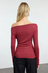 Plain Premium Soft Fabric Fitted Knit Blouse with Boat Neck