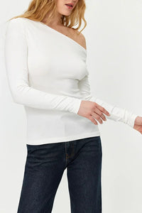 Plain Premium Soft Fabric Fitted Knit Blouse with Boat Neck