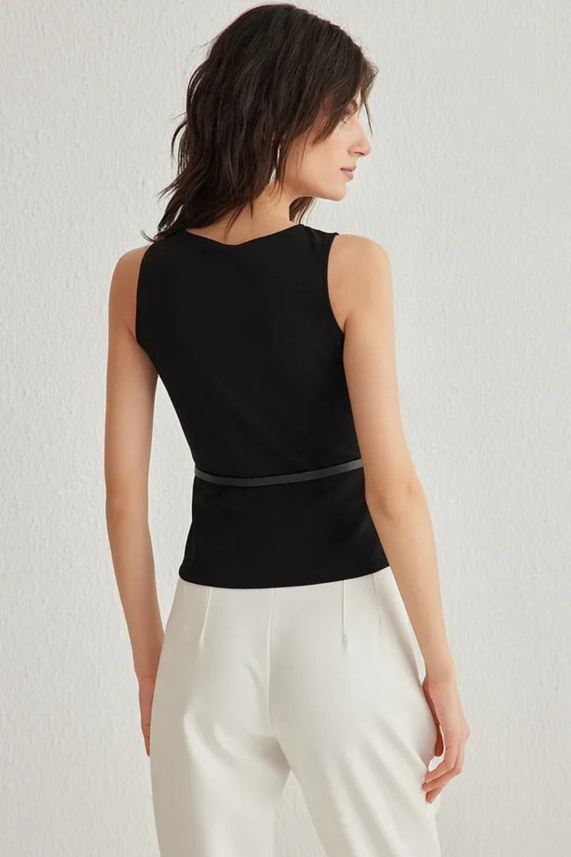 Belted Fitted Knit Blouse