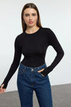 Viscose Soft Fabric Stretch Knit Blouse with Thumbhole Detail