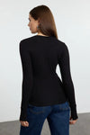 Viscose Soft Fabric Stretch Knit Blouse with Thumbhole Detail