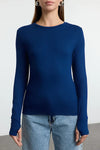 Viscose Soft Fabric Stretch Knit Blouse with Thumbhole Detail