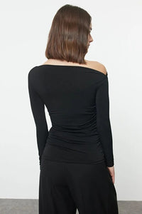 Draped/Gathered Detail Long-Sleeve Stretch Knit Fitted Blouse