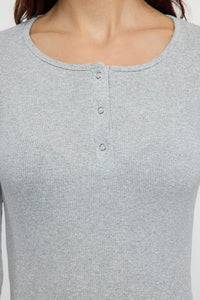 Mélange Ribbed Stretch Knit Blouse with Snap Buttons – Fitted