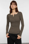 Mélange Ribbed Stretch Knit Blouse with Snap Buttons – Fitted