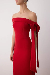 Elegant Fitted Knit Evening Dress with Shoulder Bow Detail