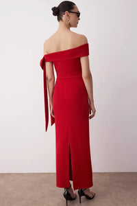 Elegant Fitted Knit Evening Dress with Shoulder Bow Detail
