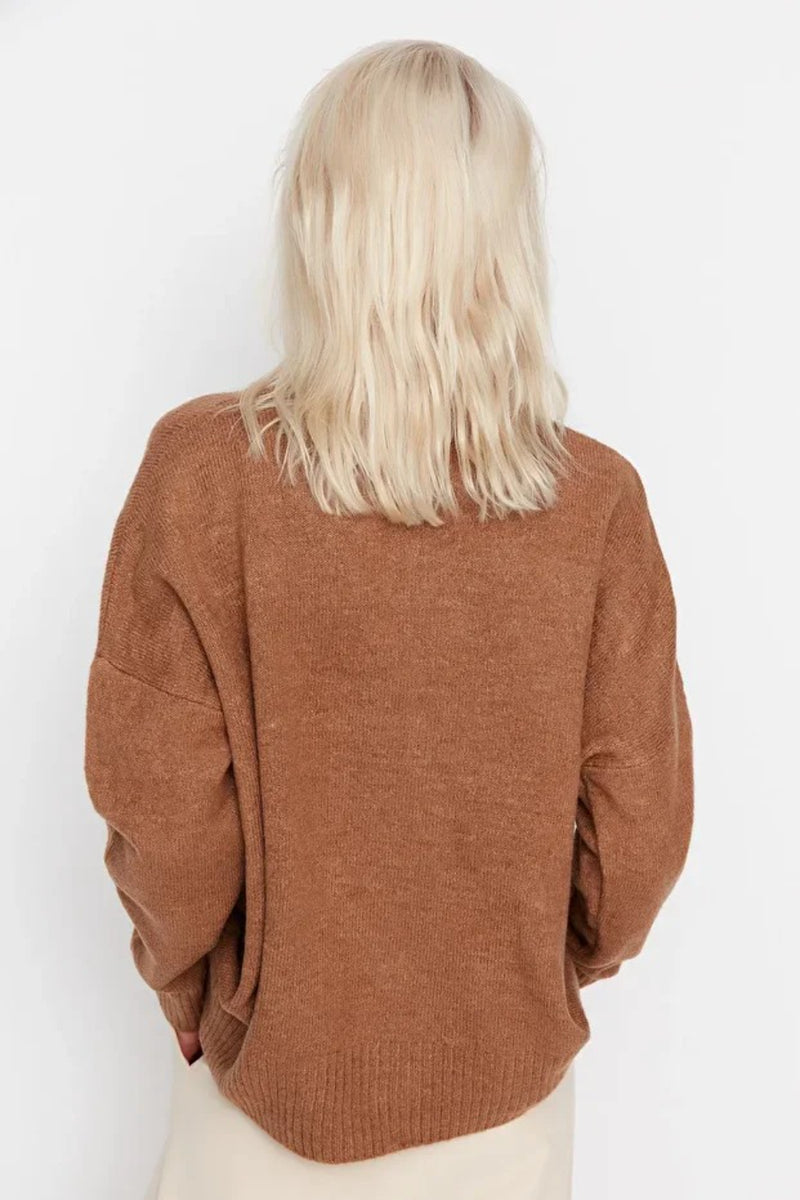 Relaxed Fit Soft-Texture Knit Sweater