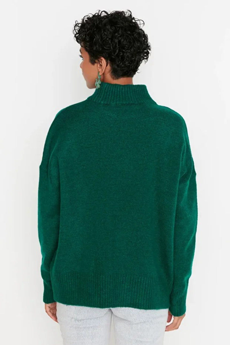 Relaxed Fit Soft-Texture Knit Sweater