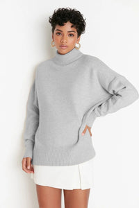 Relaxed Fit Soft-Texture Knit Sweater
