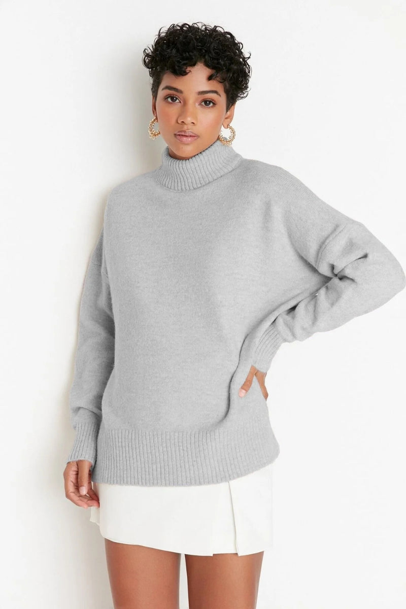 Relaxed Fit Soft-Texture Knit Sweater
