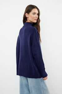 Relaxed Fit Soft-Texture Knit Sweater