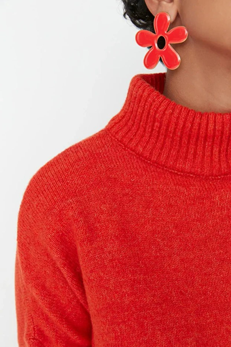 Relaxed Fit Soft-Texture Knit Sweater
