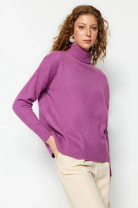 Relaxed Fit Soft-Texture Knit Sweater