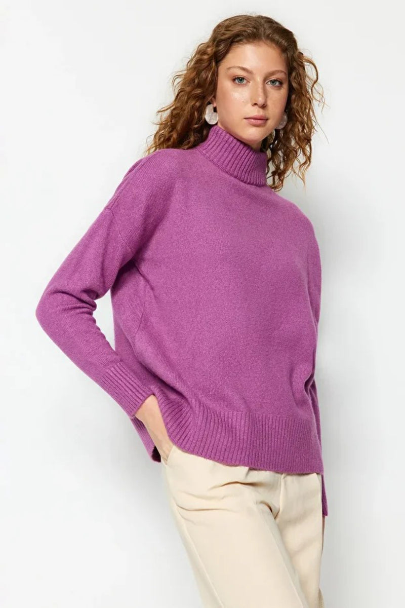 Relaxed Fit Soft-Texture Knit Sweater