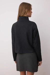 Knitted-Look Zip Collar Regular Fit Sweatshirt