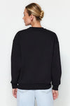 Thick Fleece-Lined Regular Fit Crew Neck Basic Knit Sweatshirt