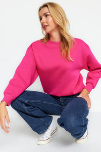 Thick Fleece-Lined Regular Fit Crew Neck Basic Knit Sweatshirt