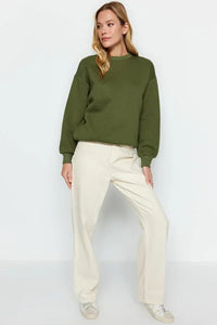 Thick Fleece-Lined Regular Fit Crew Neck Basic Knit Sweatshirt