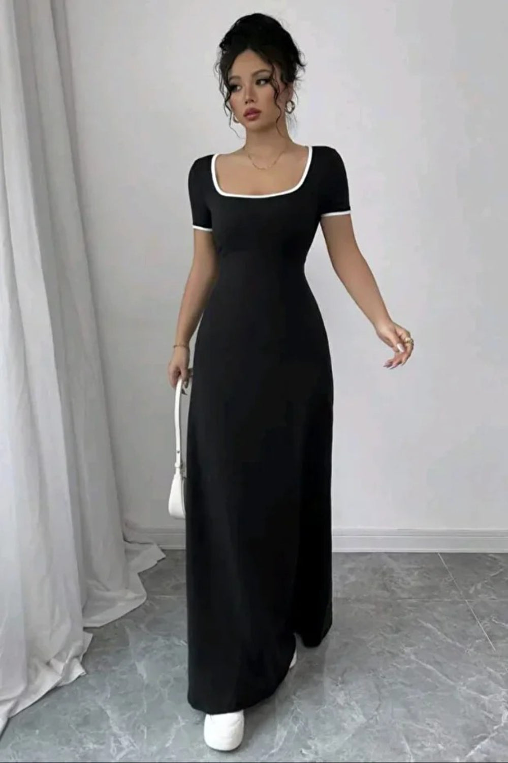 U-Neck Maxi Dress