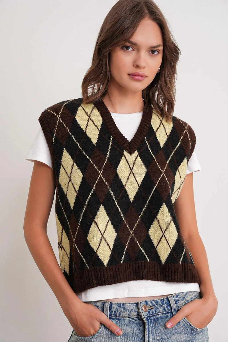 Argyle Pattern Knit Sweater Vest