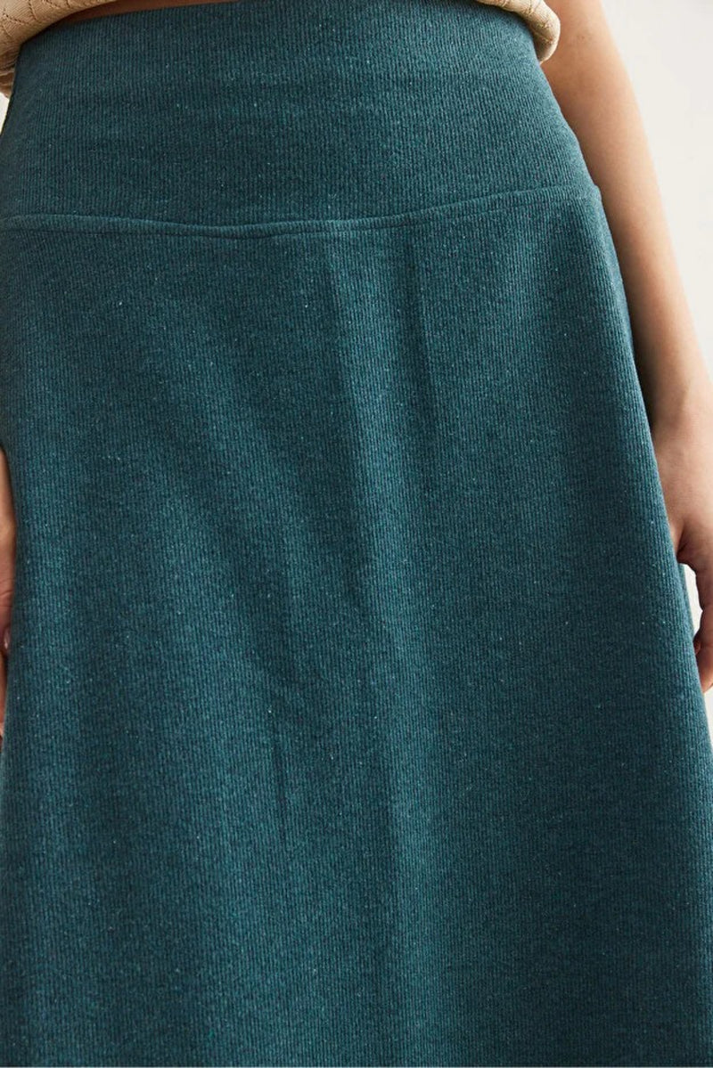Waist-Banded Flared Knit Skirt